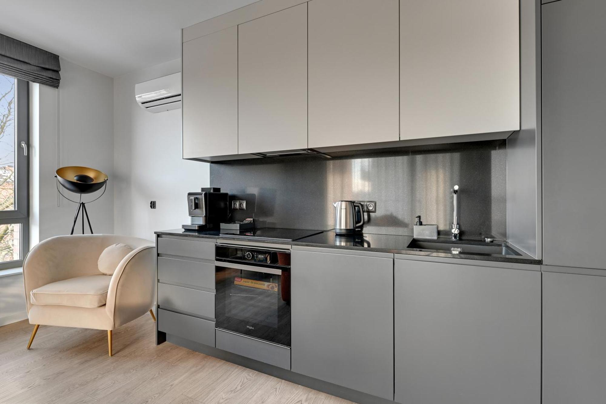 Scala 60K City Center Apartments With Parking By Lion Apartments 그단스크 외부 사진