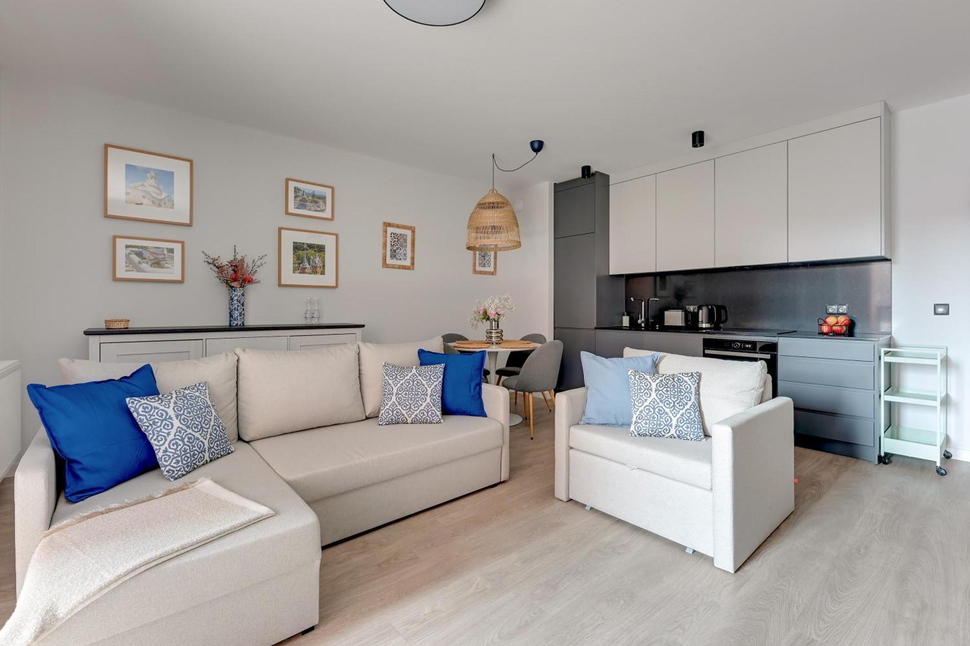 Scala 60K City Center Apartments With Parking By Lion Apartments 그단스크 외부 사진