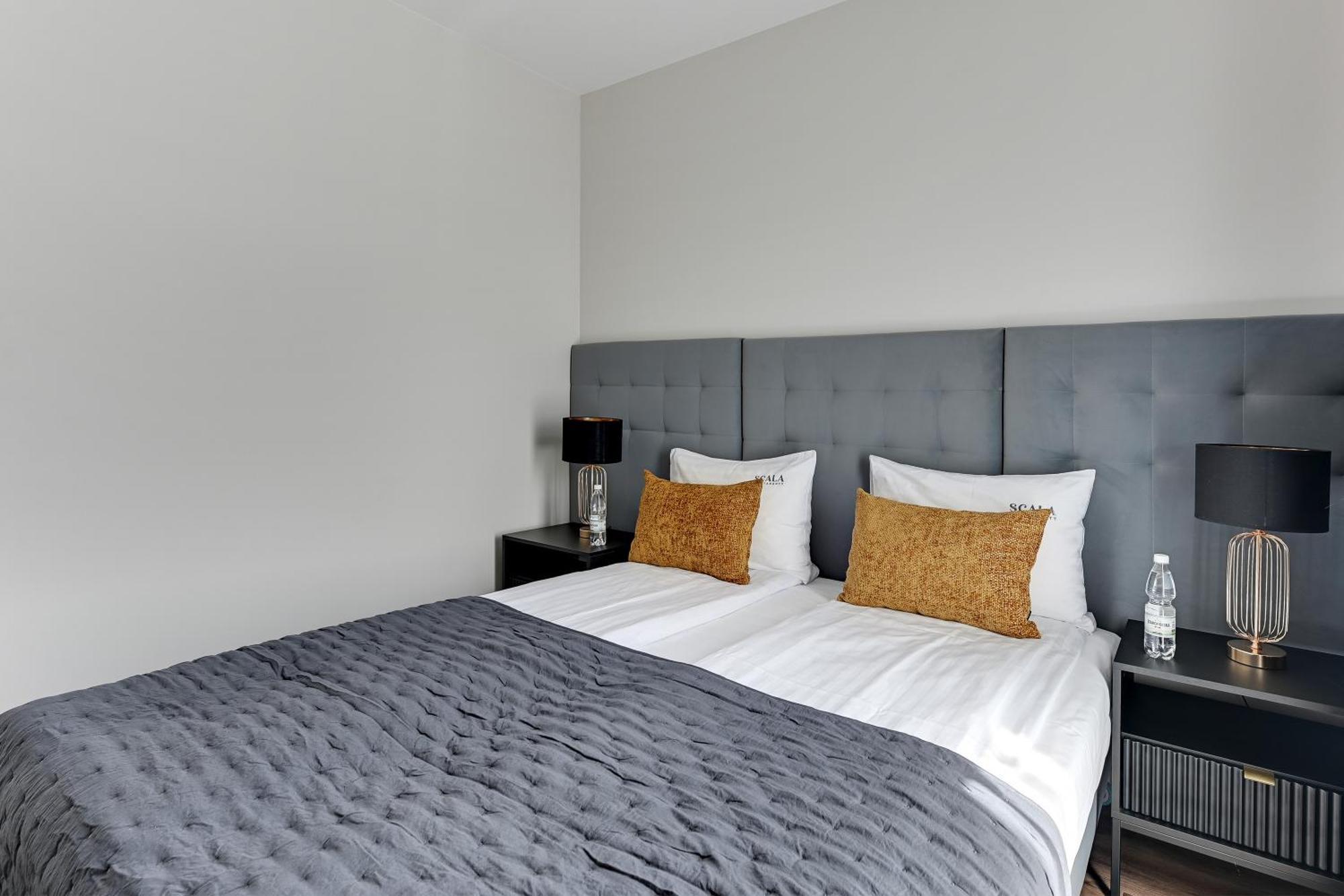 Scala 60K City Center Apartments With Parking By Lion Apartments 그단스크 외부 사진
