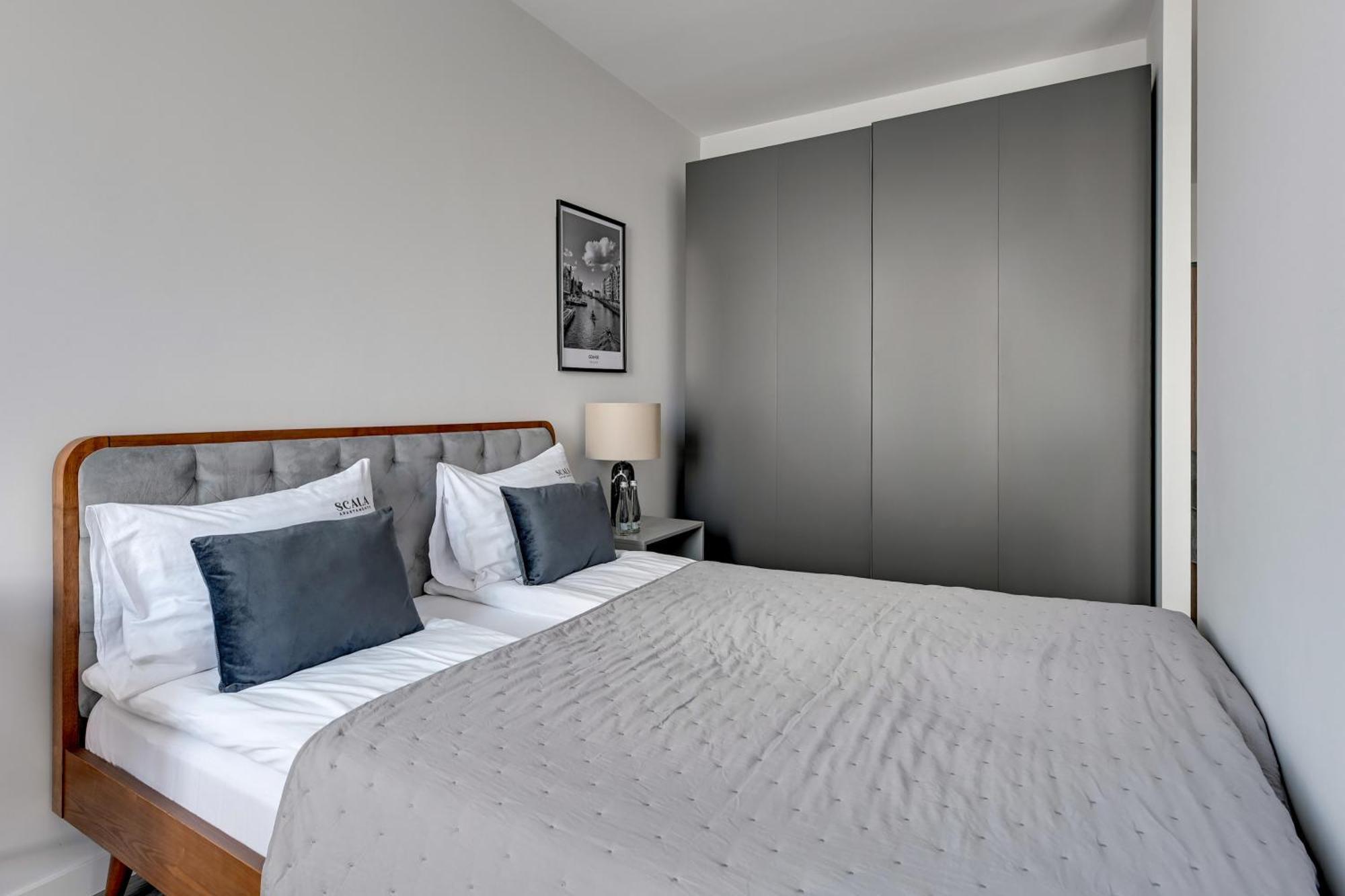 Scala 60K City Center Apartments With Parking By Lion Apartments 그단스크 외부 사진