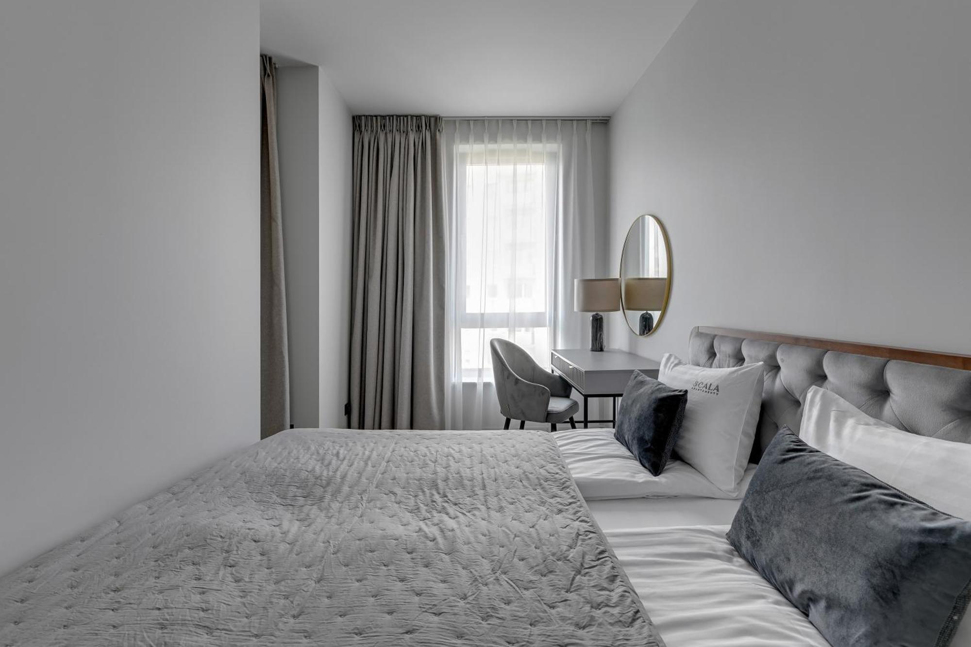 Scala 60K City Center Apartments With Parking By Lion Apartments 그단스크 외부 사진