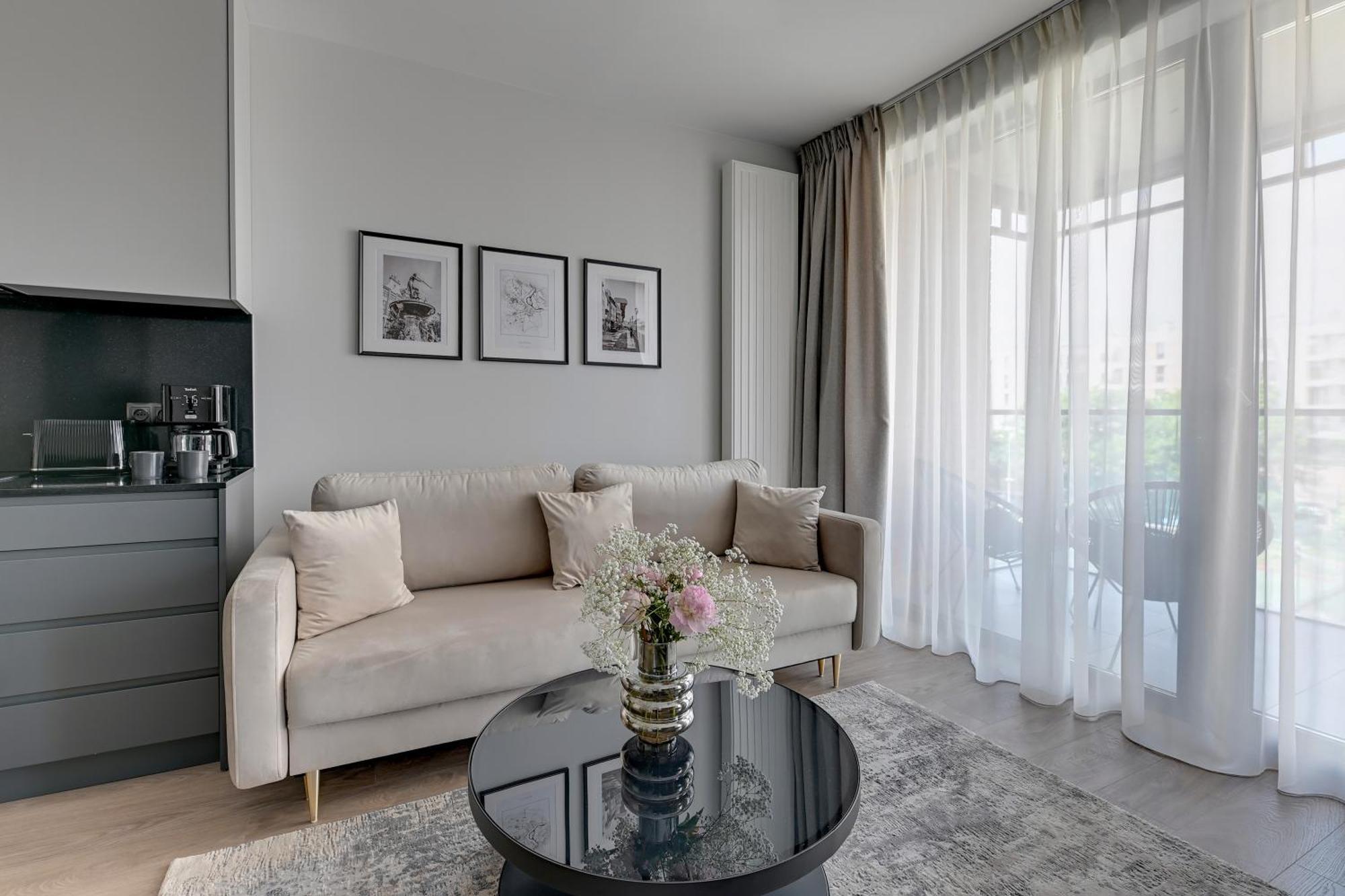 Scala 60K City Center Apartments With Parking By Lion Apartments 그단스크 외부 사진